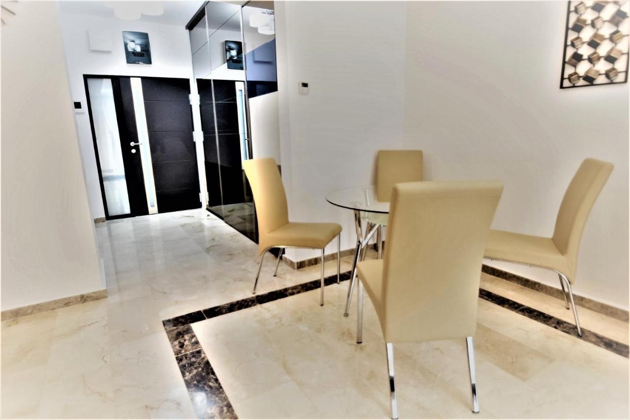 Apartament Sara Mamaia In Luxury Vila Sophia 3 エクステリア 写真